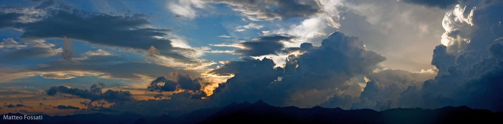 AL005 - Tramonto sulle Alpi Liguri