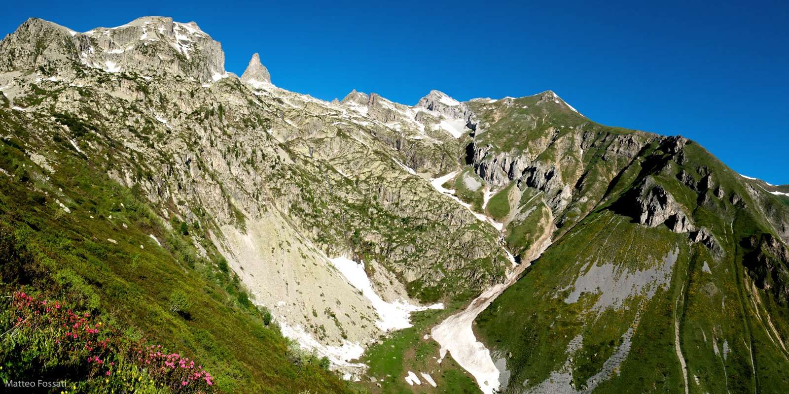 LP053 - Rododendri e Rocca della Bastera
